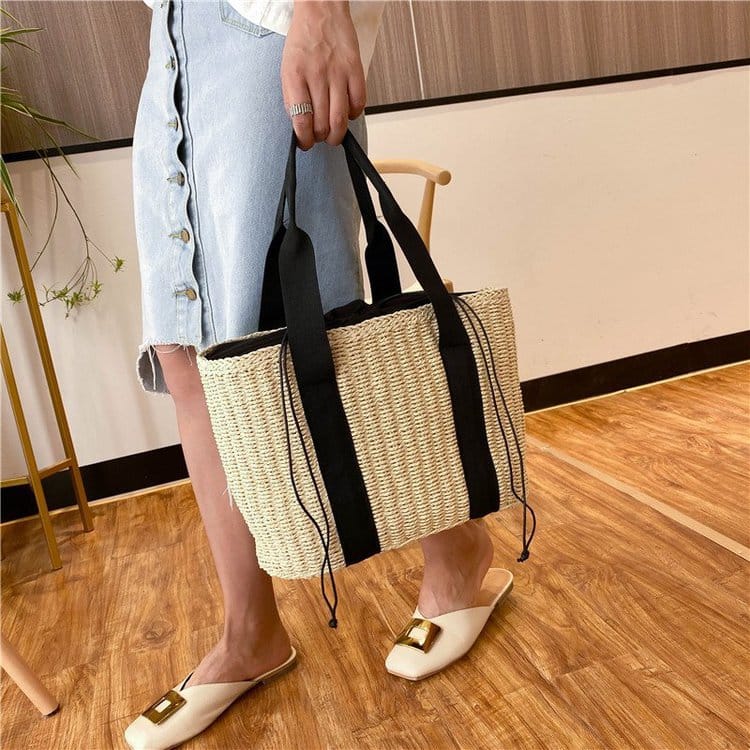 Woven rattan handbag