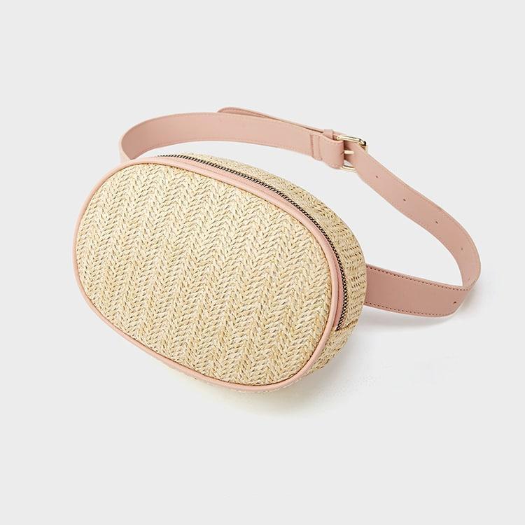 Round woven straw belt bag – pink variant, another view
