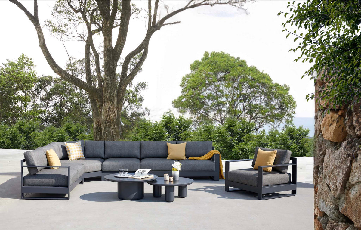 Iris 7-seat black modular aluminum outdoor sectional – shown outdoors (3)