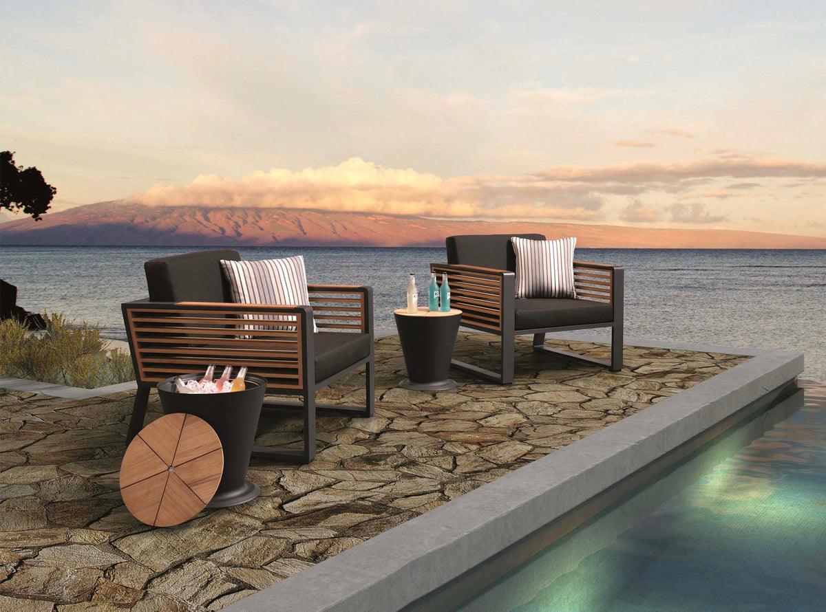 Cofy Club set of two armchairs with cooler side table – shown outdoors (3)