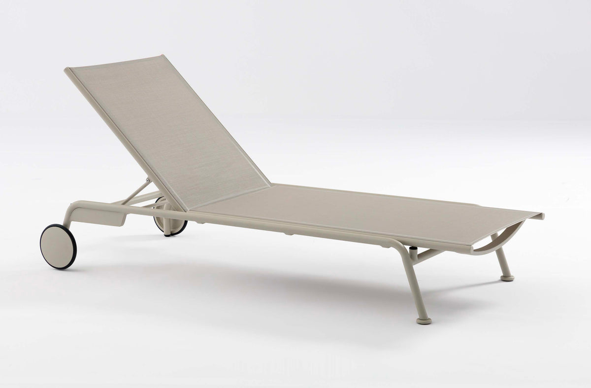 Sunny green aluminum and textilene chaise lounges, set of 2 – another view