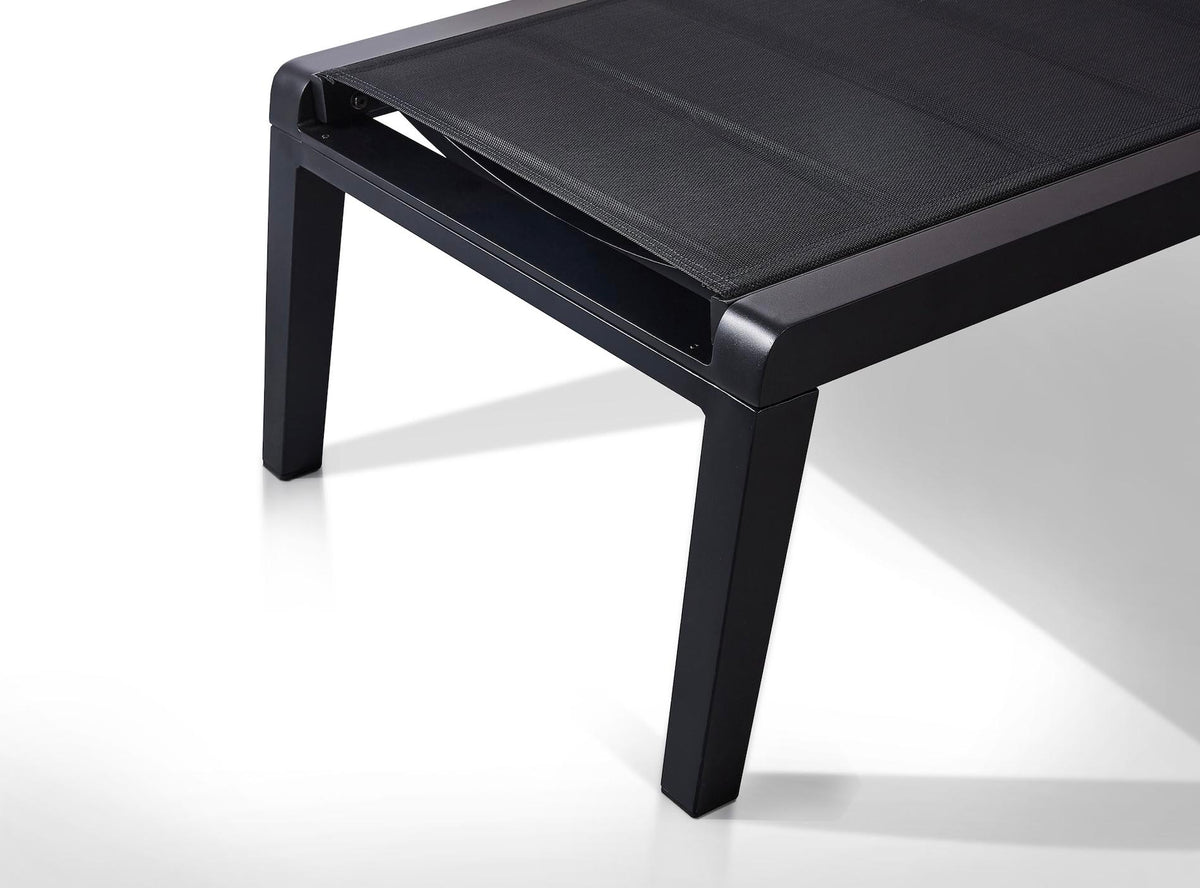 Lovy stackable aluminum textilene chaise lounge – close-up detail (2)