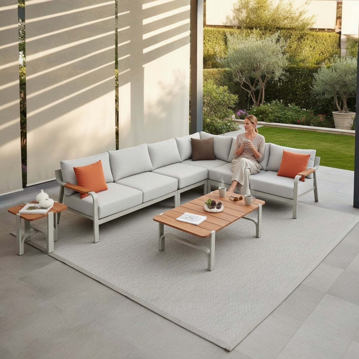 Viscounti cream aluminum and teak corner sofa with openwork backs – shown outdoors (2)