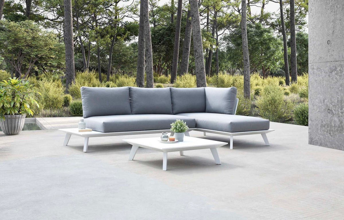 Tiny Mini white modular corner sofa – shown outdoors (4)