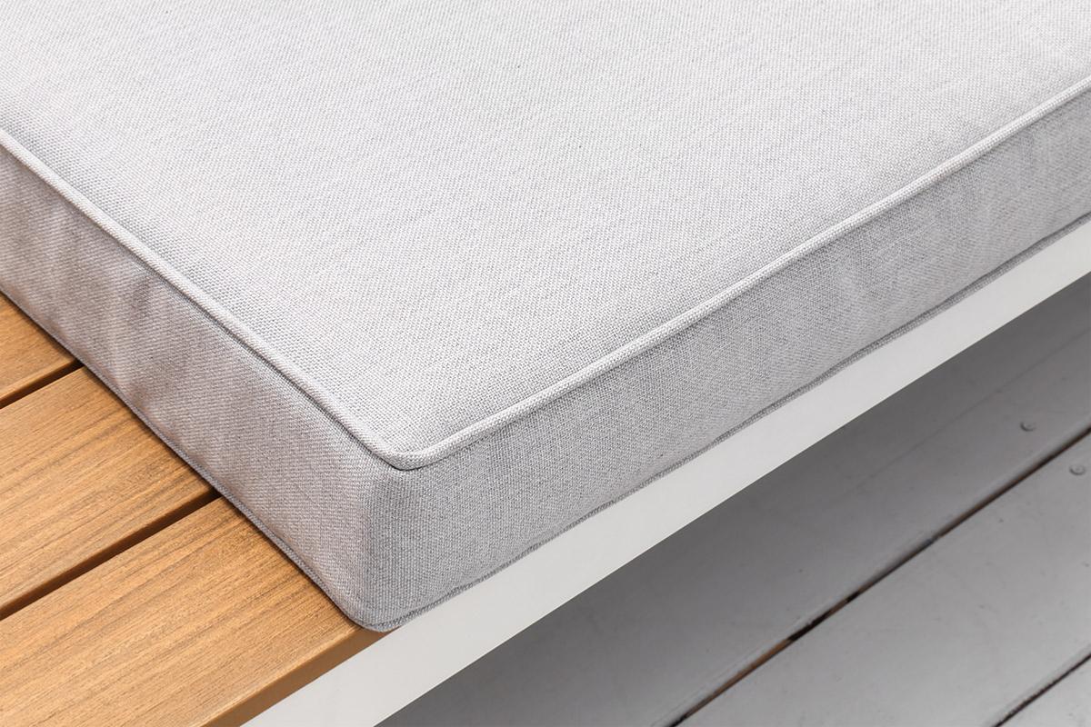 Stacy white aluminum corner outdoor sofa with light gray cushions – close-up detail