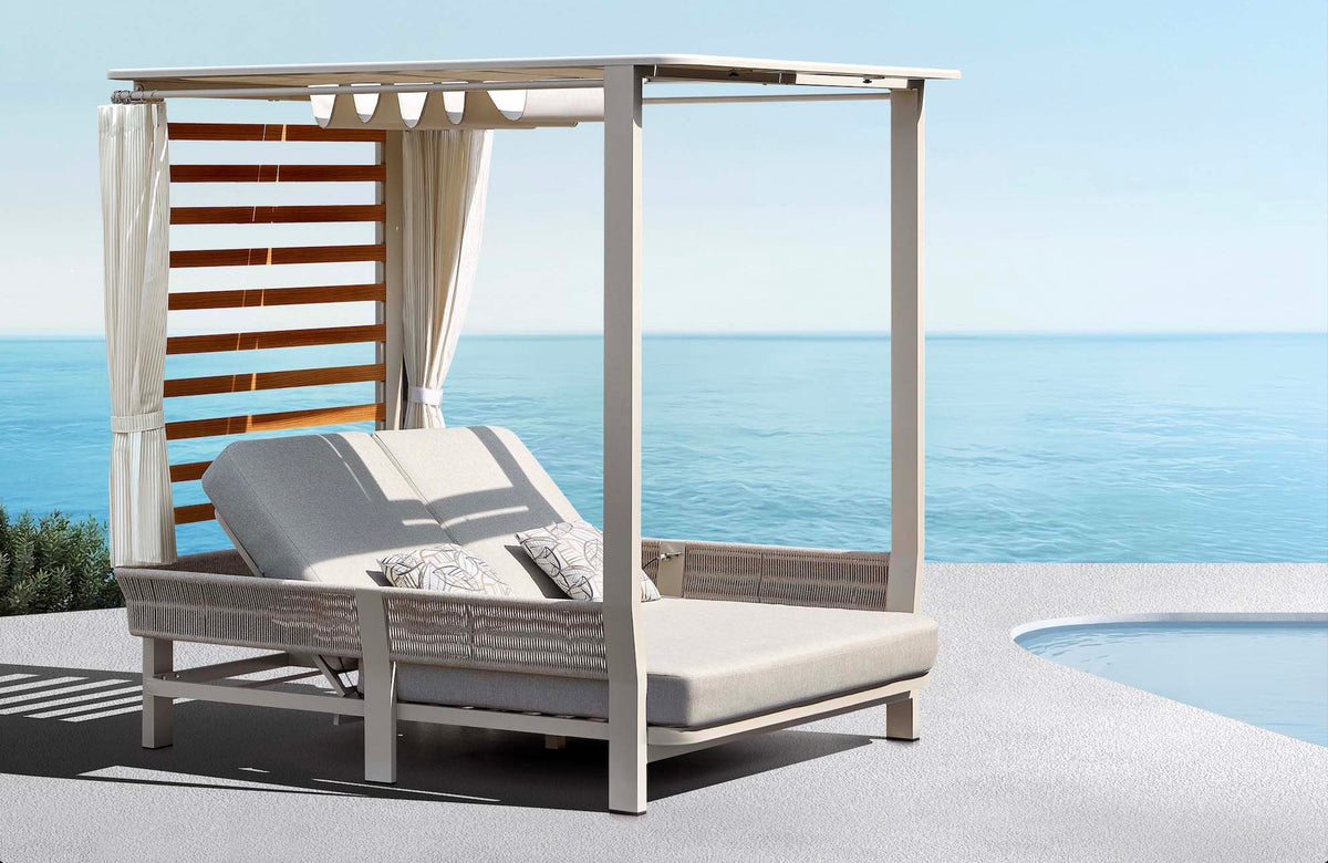 Olby aluminum and rope double pool bed with canopy – shown outdoors (3)