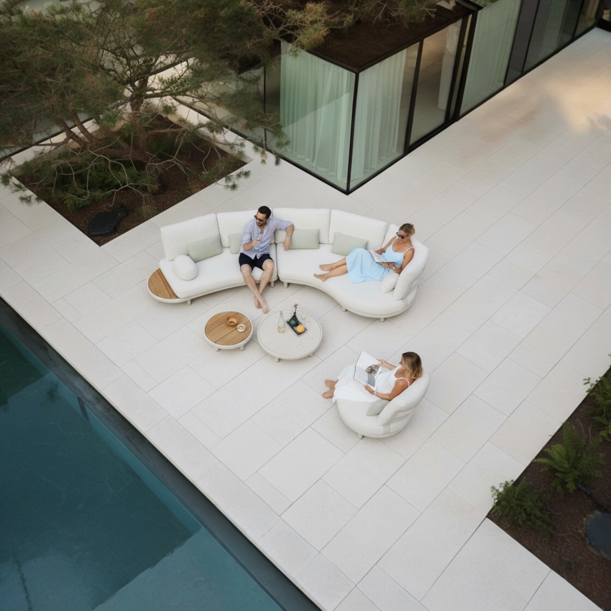Rosa modular aluminum outdoor sofa set with thick cushions – shown outdoors (6)