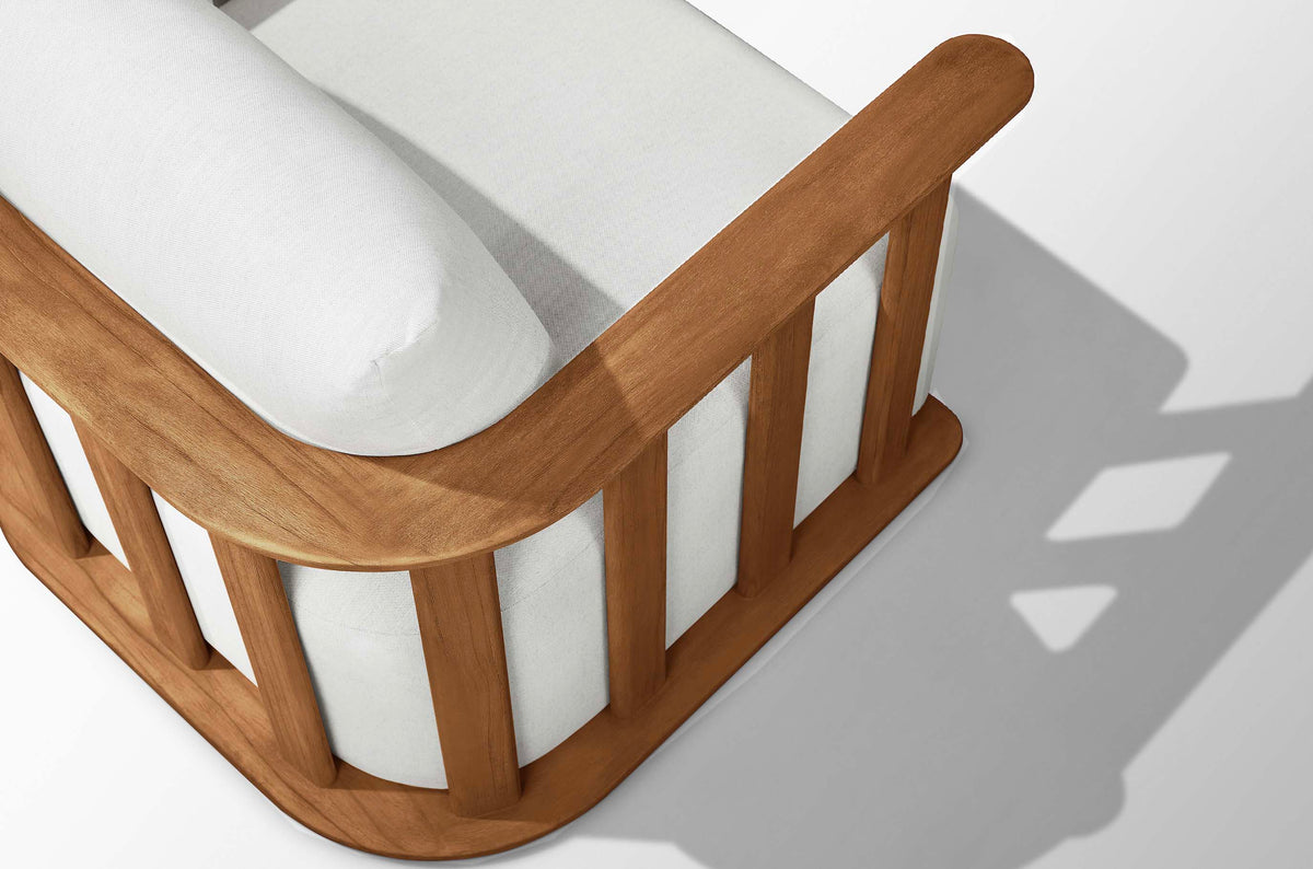 Roma 5-seat slatted solid teak outdoor sofa set with coffee table – close-up detail