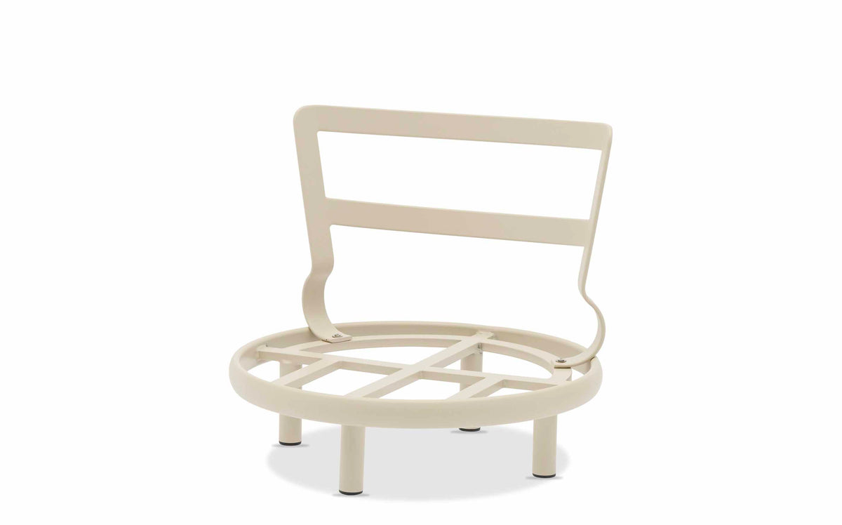 Armchair from the Rosa modular aluminum outdoor sofa set with thick cushions – another view