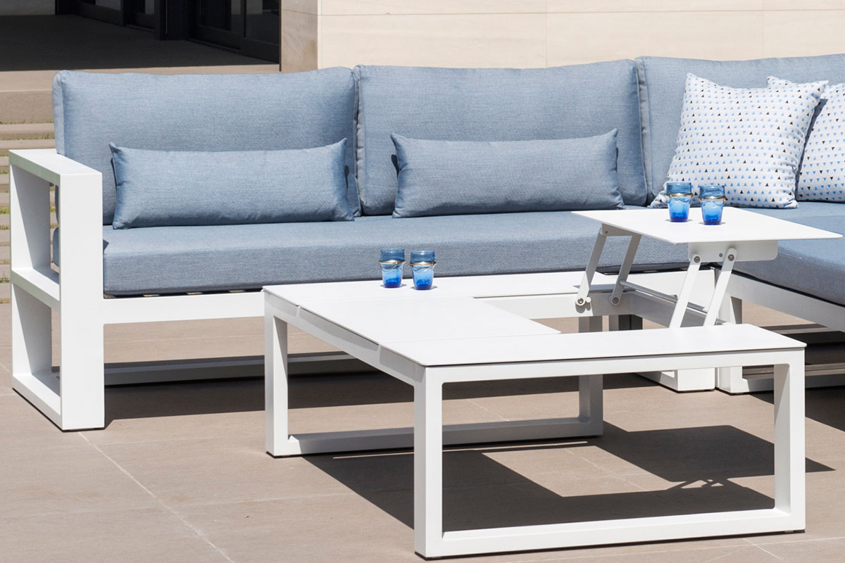 Como aluminum corner lounge set with gray cushions and lift-top coffee table – shown outdoors (5)