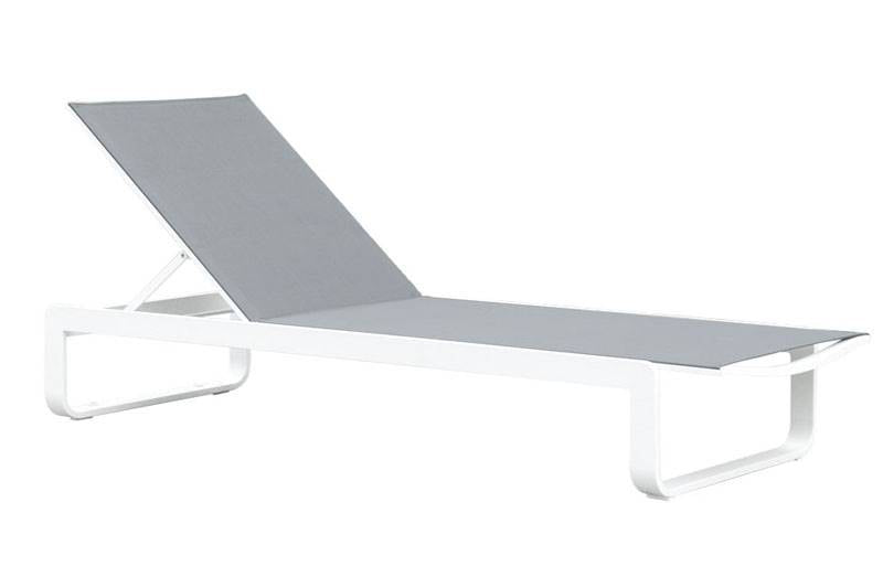 Romy gray aluminum chaise lounges, set of 2 with C side table