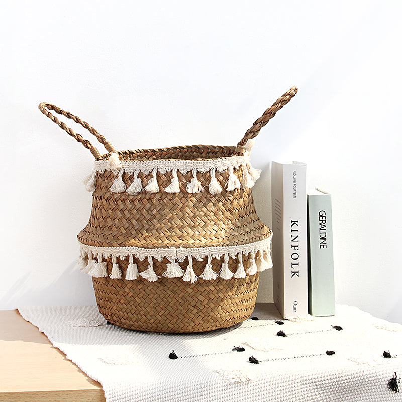 Nordic rattan planter with a handwoven lace pattern – shown in a room setting (2)