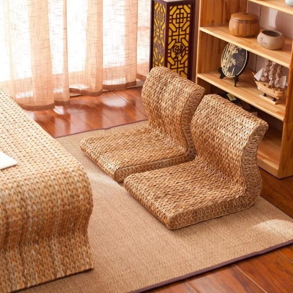 Legless curved wicker floor chair – shown in a room setting (2)