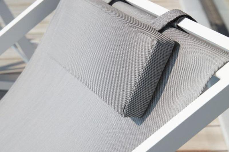 Kassy folding aluminum textilene sling chair – close-up detail