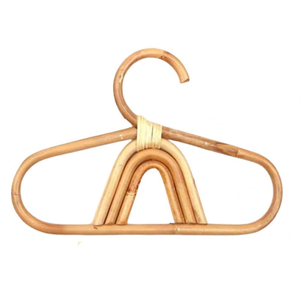 Rainbow-shaped rattan kids hanger