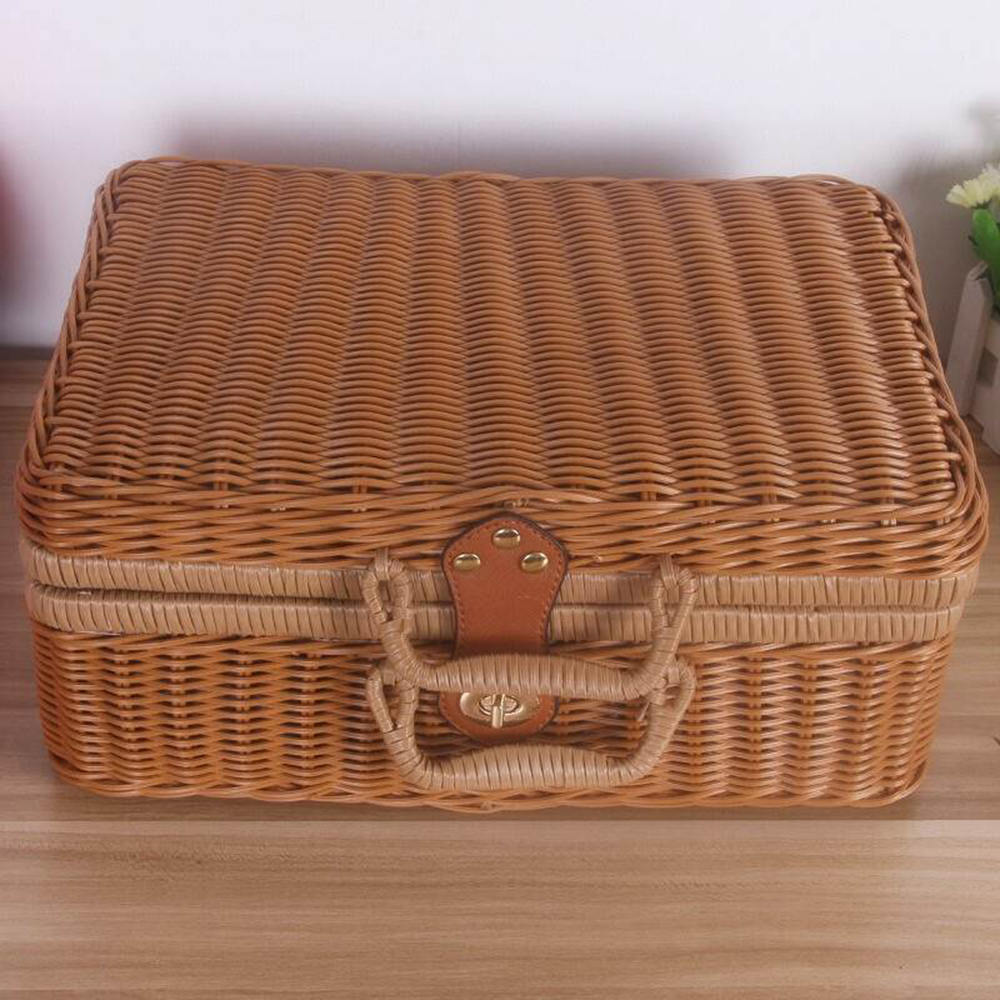 Brown retro suitcase-style rattan toy storage – close-up detail