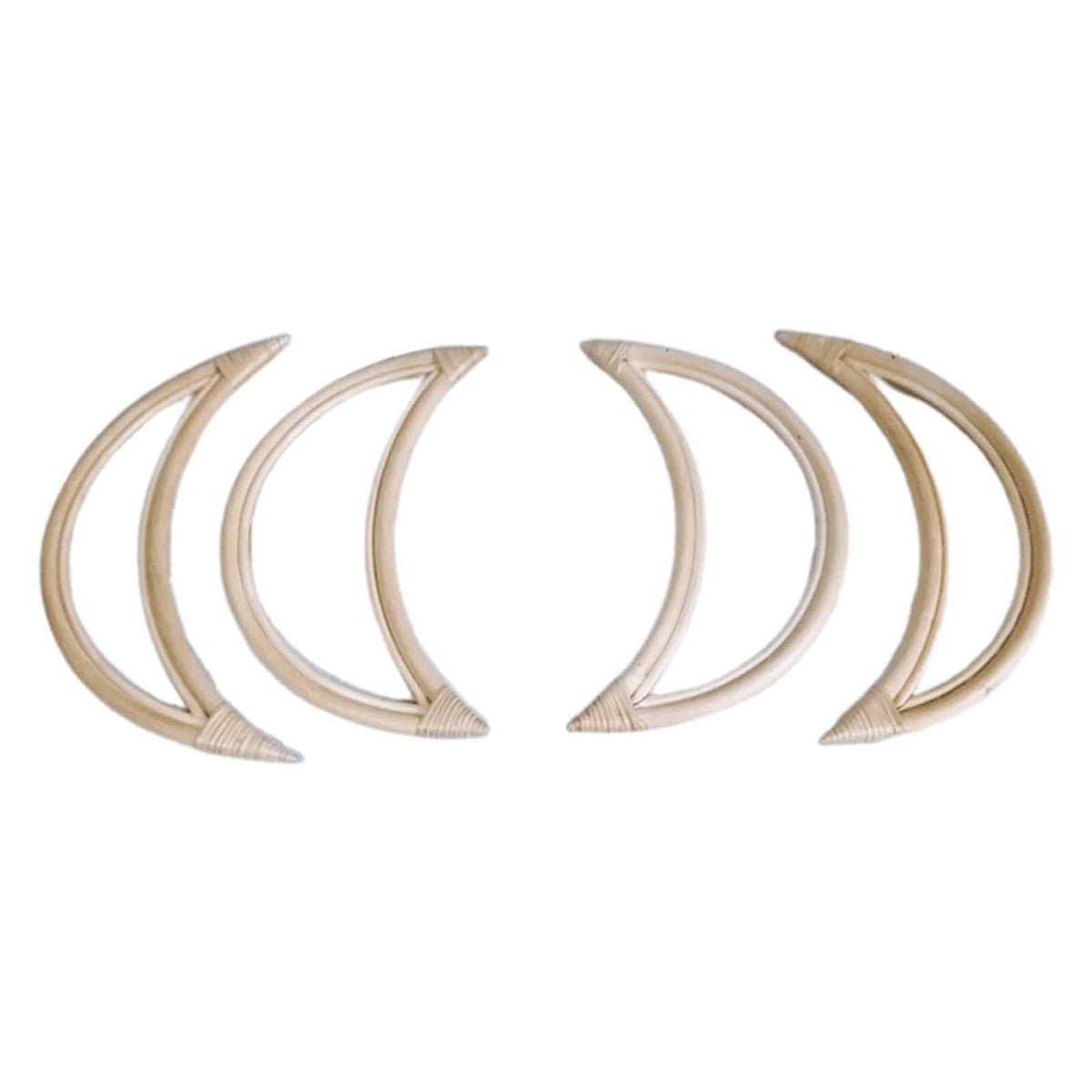 Set of three round rattan mirrors in graduated sizes – multiple views