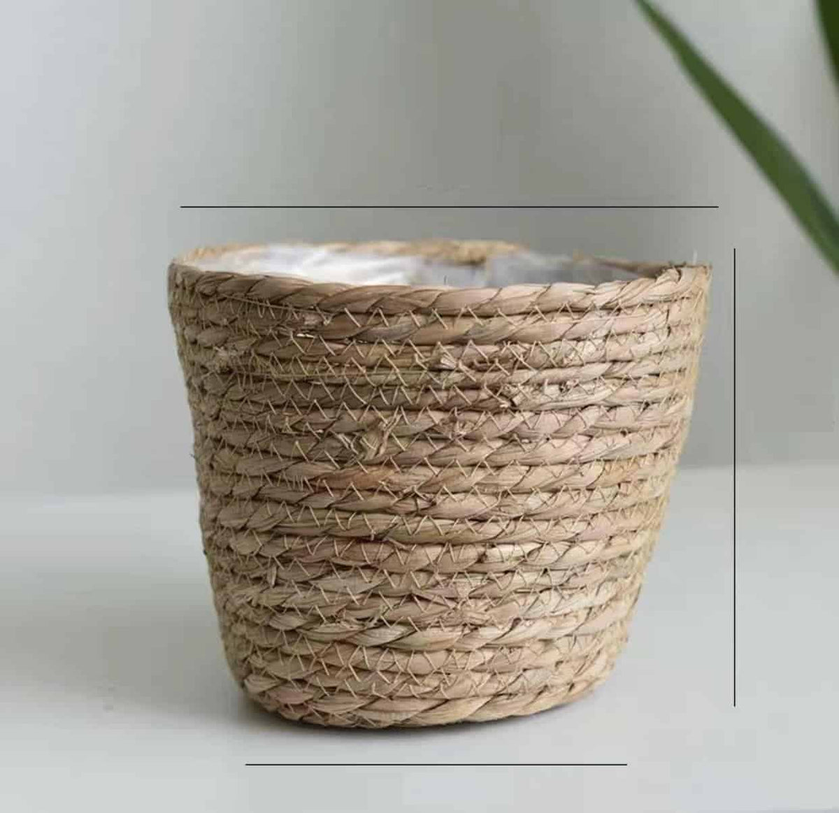 Open-weave natural wicker basket for garden, flowers or laundry – without handles variant