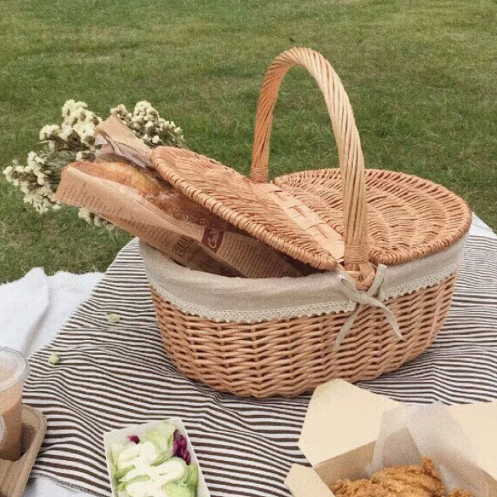Retro wicker picnic basket with round handles – shown outdoors (2)