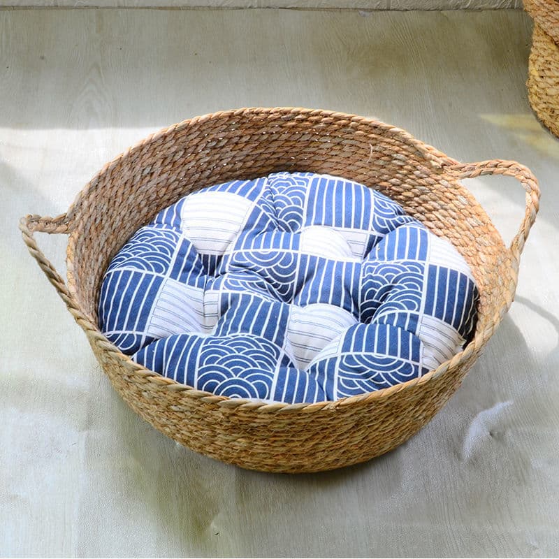 Handwoven natural rattan blanket basket – another view (3)