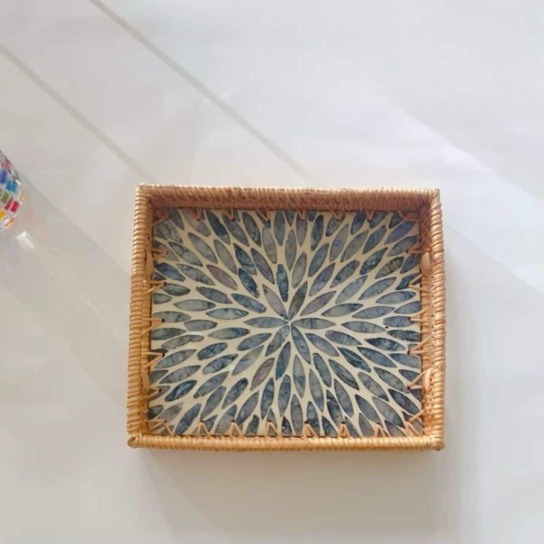 Rattan tray with a modern blue graphic print