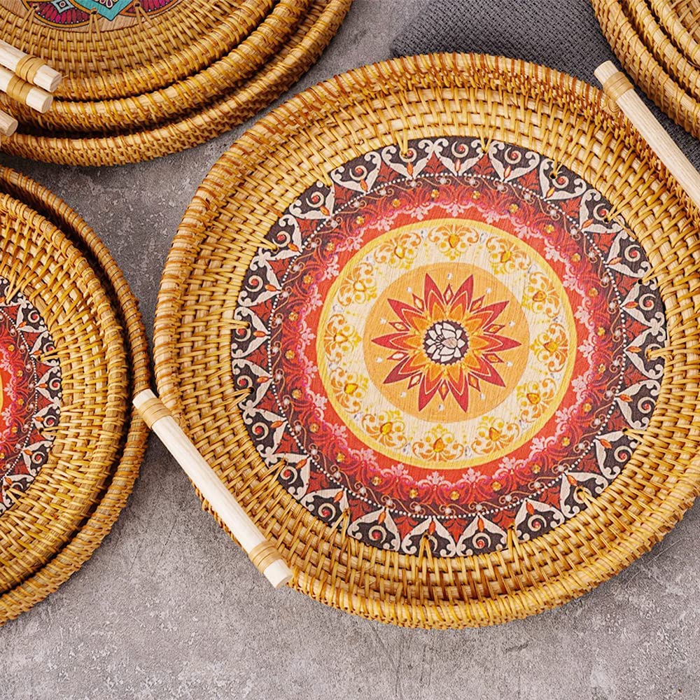 Round sunburst rattan tray with two wooden handles – close-up detail