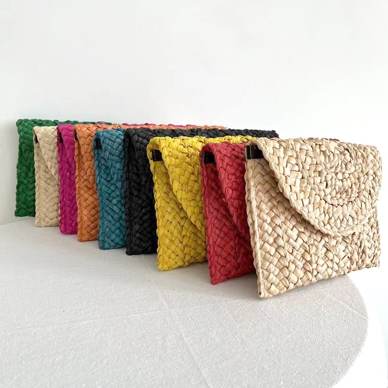 Handmade structured straw clutch – multiple views