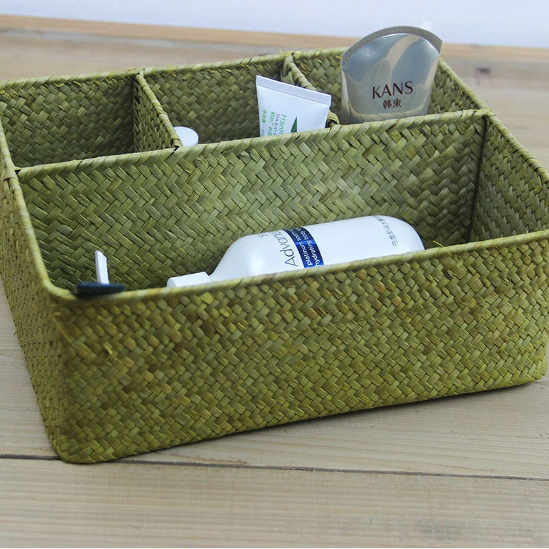 Rattan organizer with four compartments – natural variant, close-up detail
