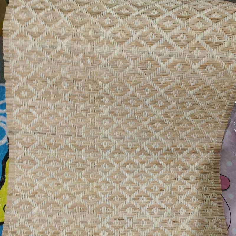 Diamond pattern rattan cane webbing roll – close-up detail (4)