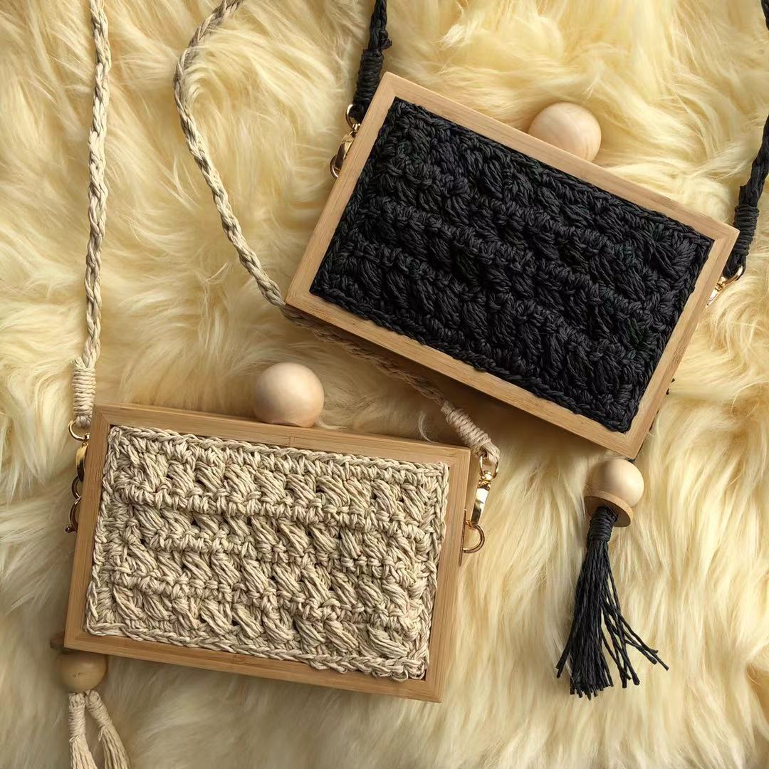 Vintage square rattan handbag – multiple views (3)