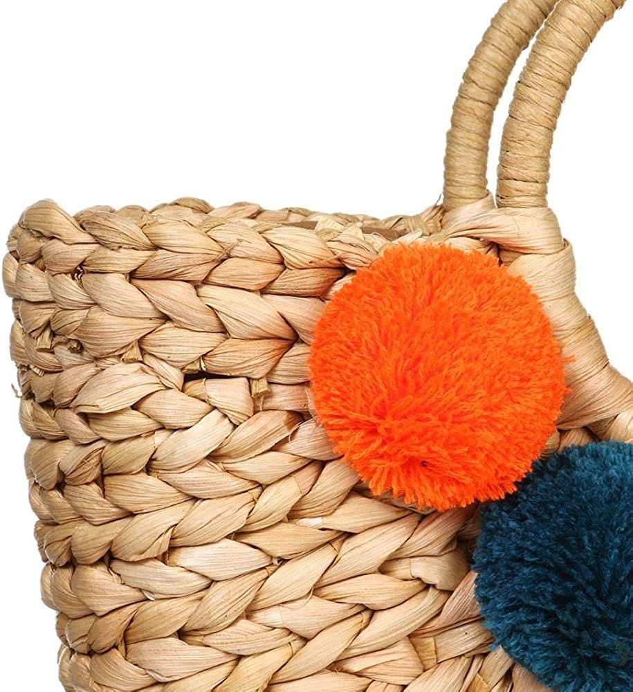 Rattan-look woven bag with multicolor pom-poms – close-up detail (3)