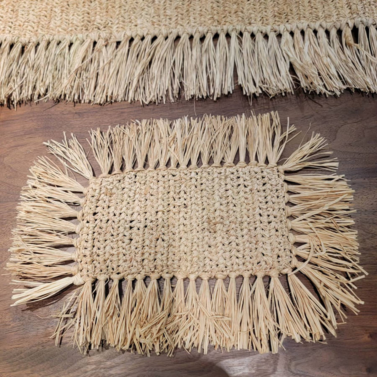 Rectangular hand-braided beige straw placemat – another view