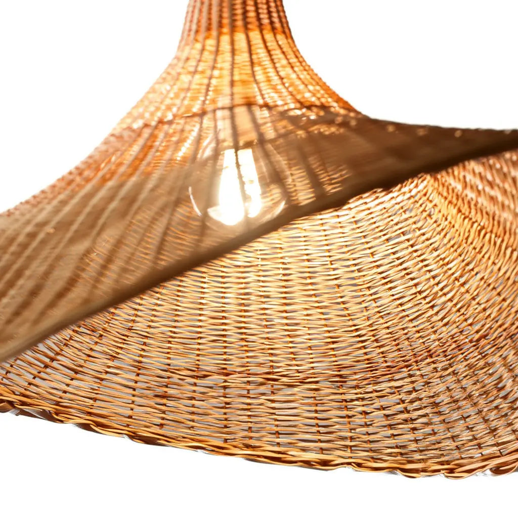 Méltémi rattan straw hat pendant light – close-up detail