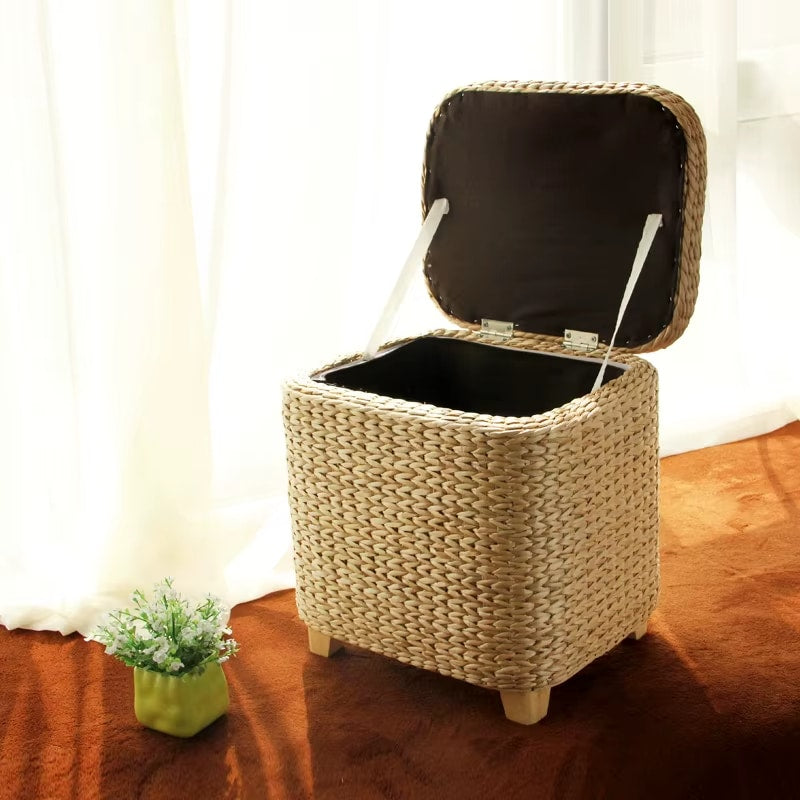 Minimalist honey-toned wicker stool with a storage lid – close-up detail
