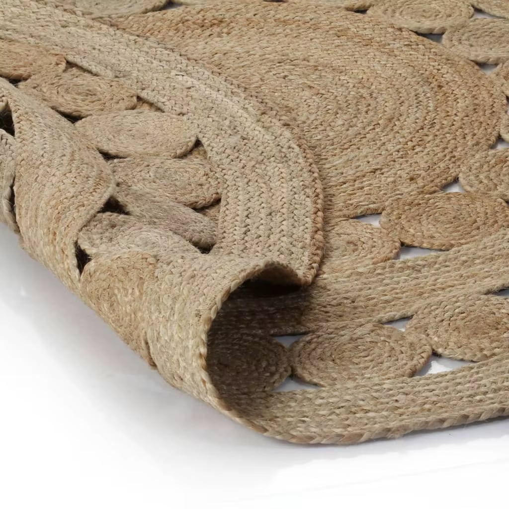 Handwoven natural jute rug with interlaced circles – close-up detail