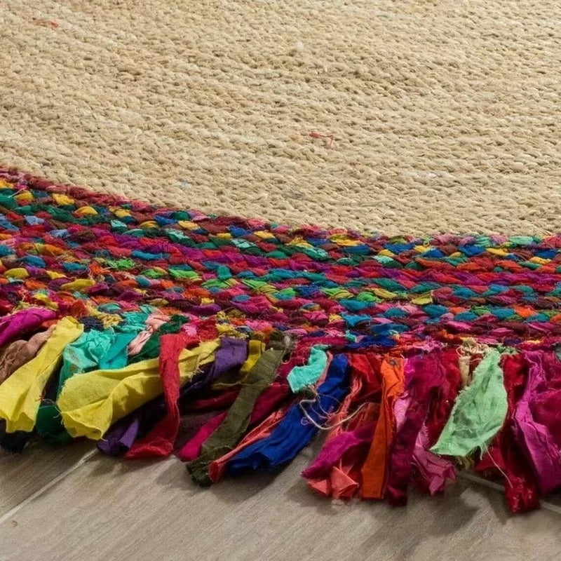 Reversible boho jute rug with multicolor tassels – close-up detail