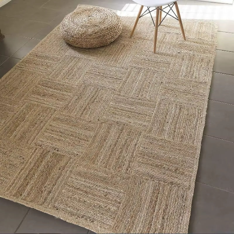 Rustic striped wicker-look woven rug in warm beiges – close-up detail