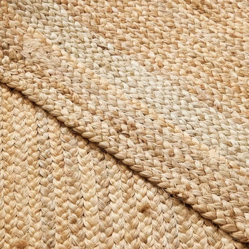 Golden pastoral wicker-look woven rug – close-up detail