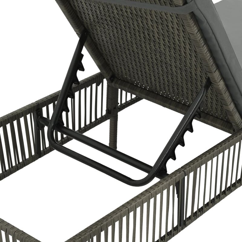 Gray PE rattan sun lounger with a cushion – close-up detail