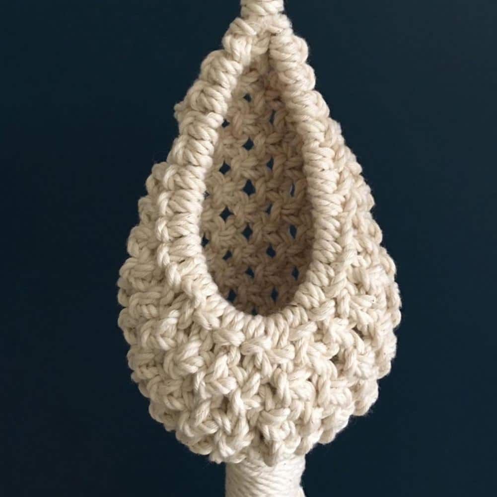 White woven cotton hanging planter basket – close-up detail