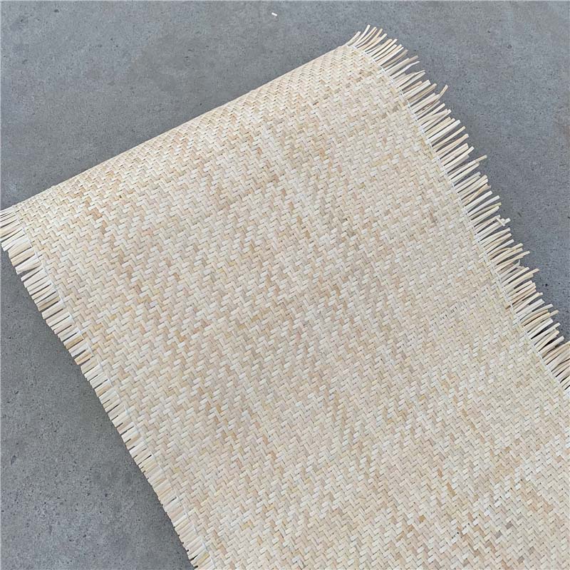 Crossed weave rattan cane webbing roll – M variant, close-up detail