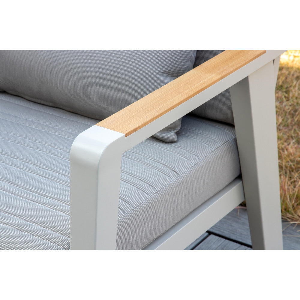 Lovy Cosy white aluminum outdoor sectional with teak armrests – close-up detail (2)