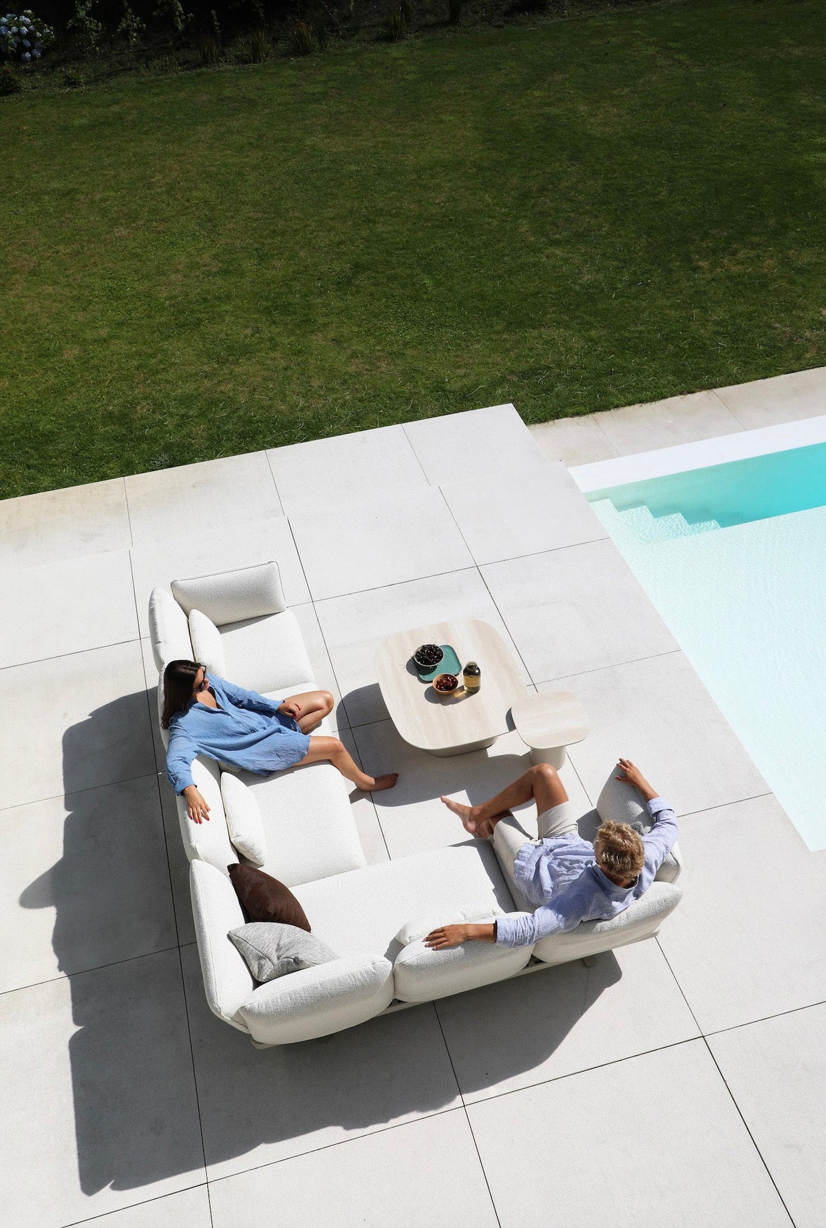 Camille convertible aluminum outdoor sectional made of two 3-seat sofas – shown outdoors (4)