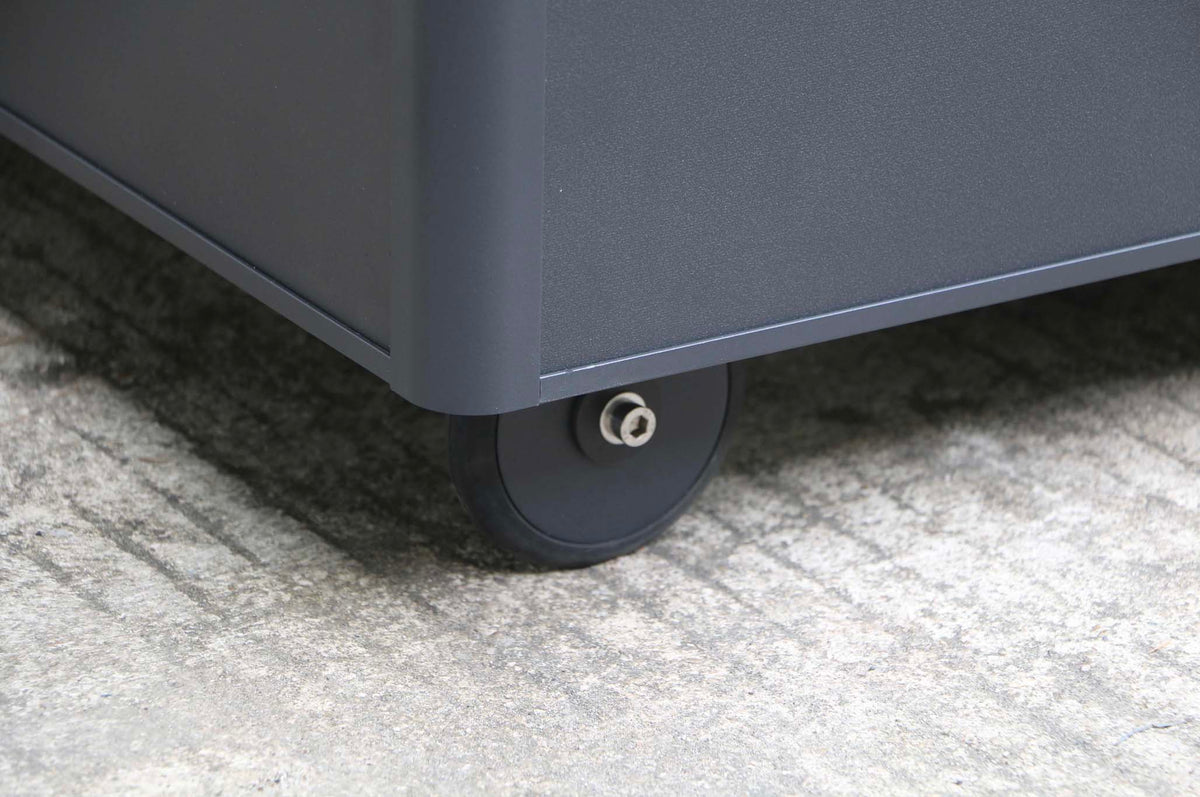 Easy charcoal aluminum deck box with wheels – close-up detail (3)