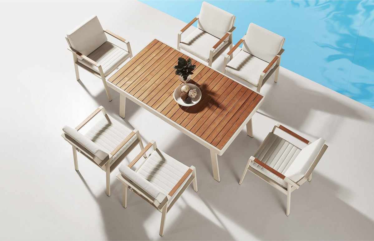 Noffy 6-seat aluminum and teak outdoor dining set – shown outdoors (3)
