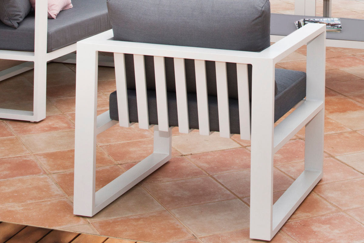 Belly white aluminum outdoor armchair with matching ottoman – close-up detail