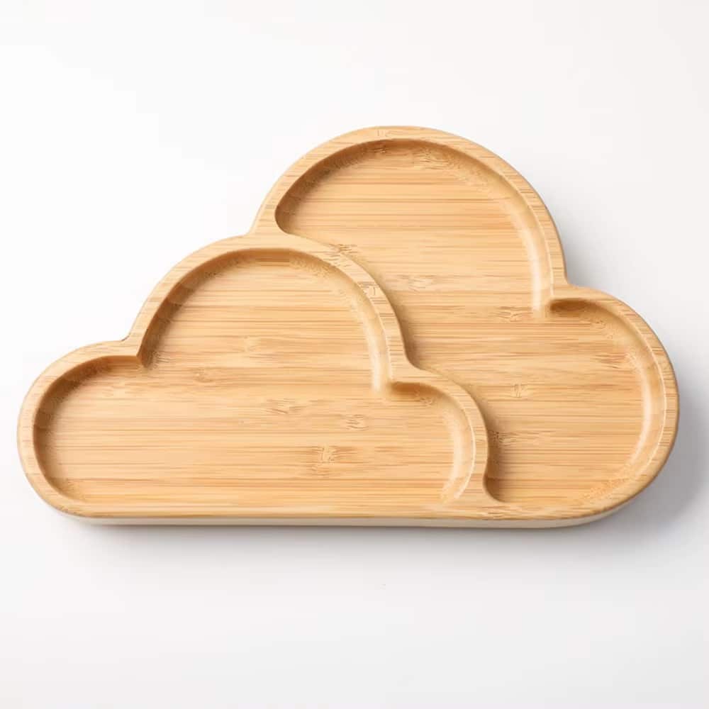Cloud-shaped bamboo plate with rounded edges