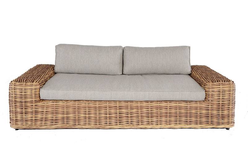 Bali 3-seat round resin wicker outdoor sofa