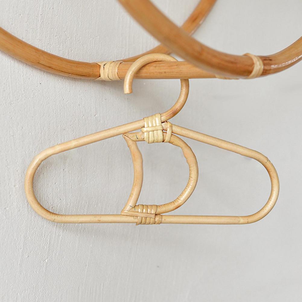 Crescent moon rattan kids hanger – close-up detail (2)