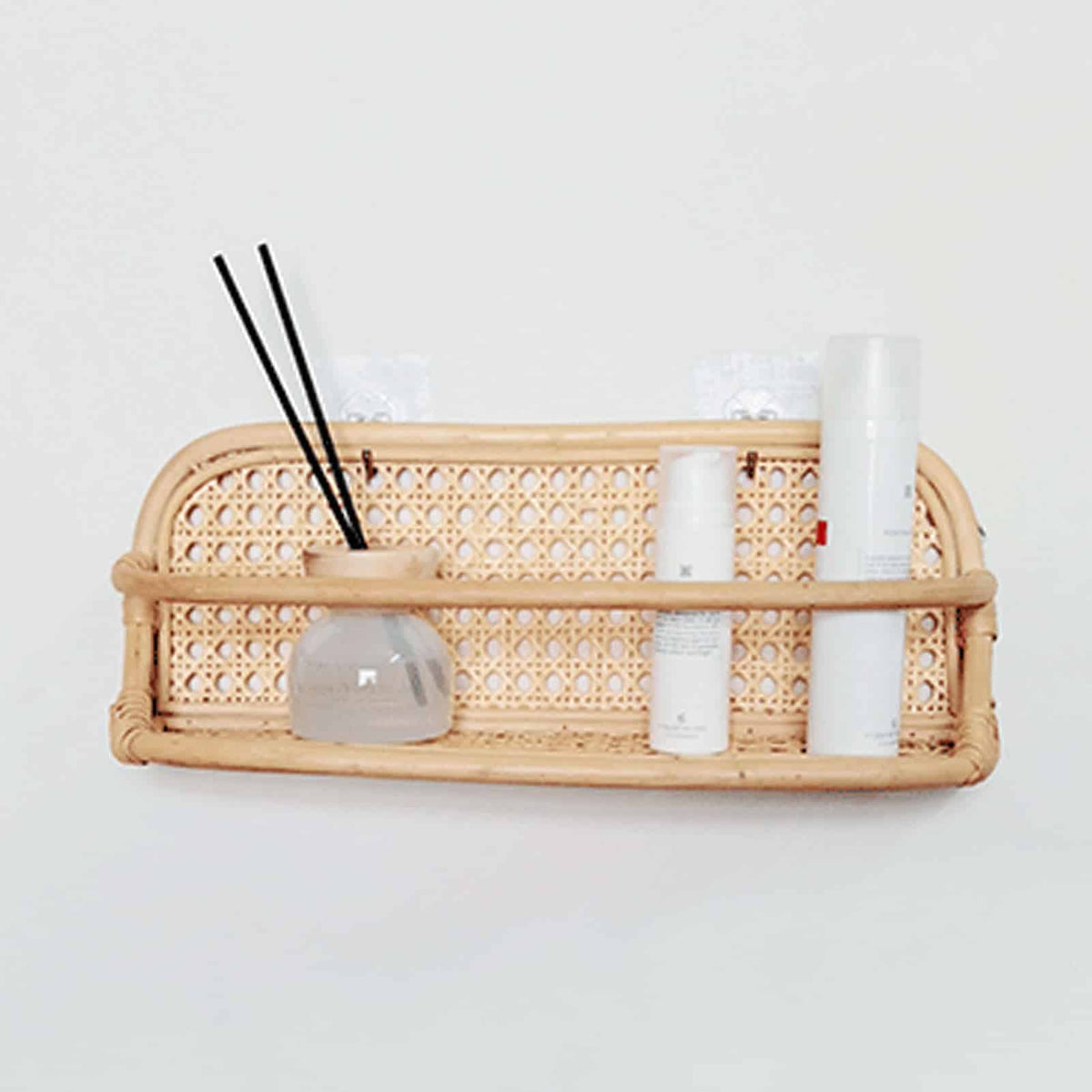 Hand-braided rattan wall hanger with metal hooks – another view (2)